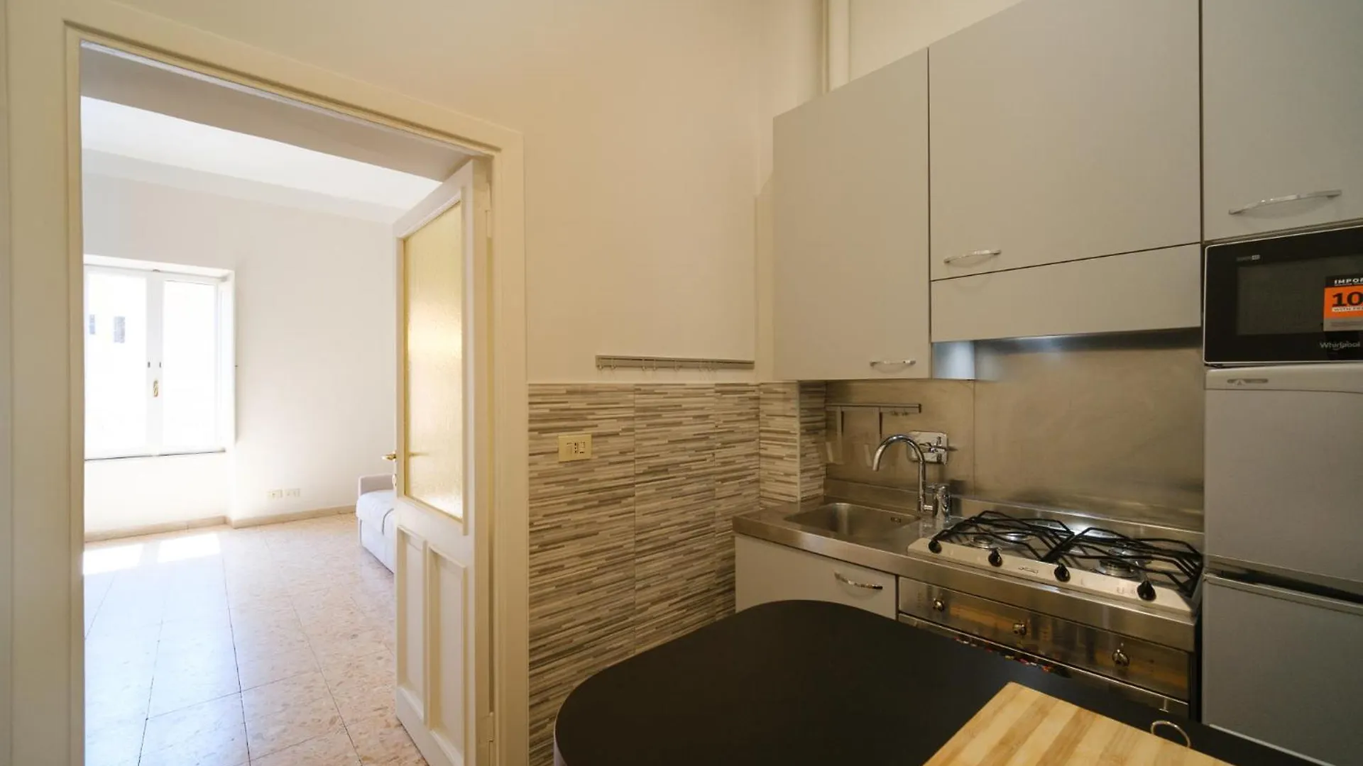 Apartment St Lawrence By Buddyrent Rome Italy