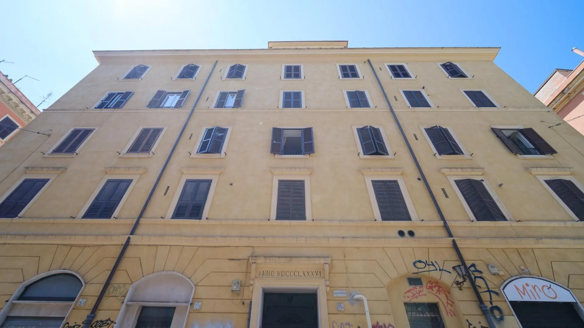 St Lawrence By Buddyrent Rome Apartment