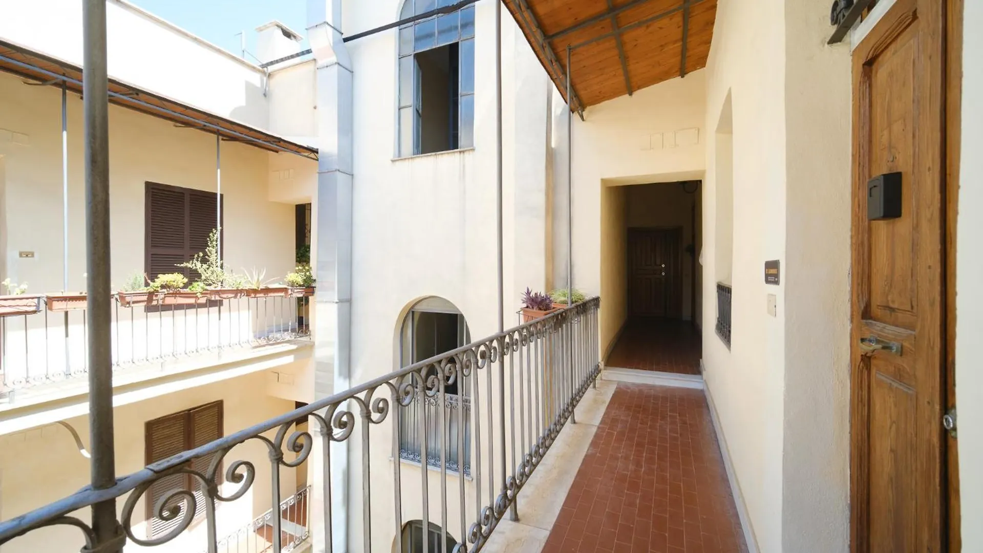 Apartment St Lawrence By Buddyrent Rome